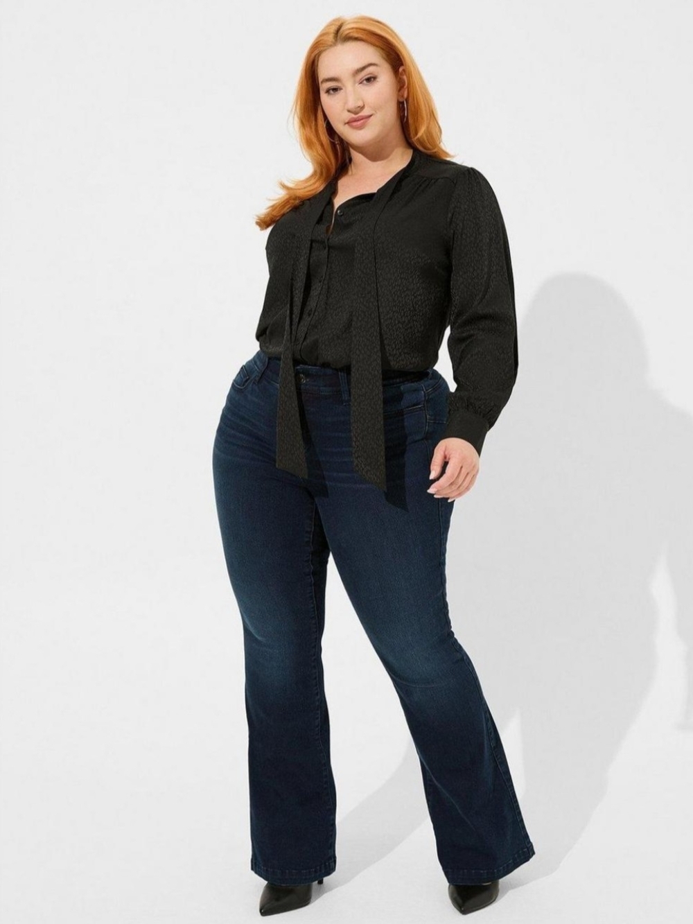 Torrid Black Leopard Satin Jacquard Tie Neck Blouse Size 3 3X
